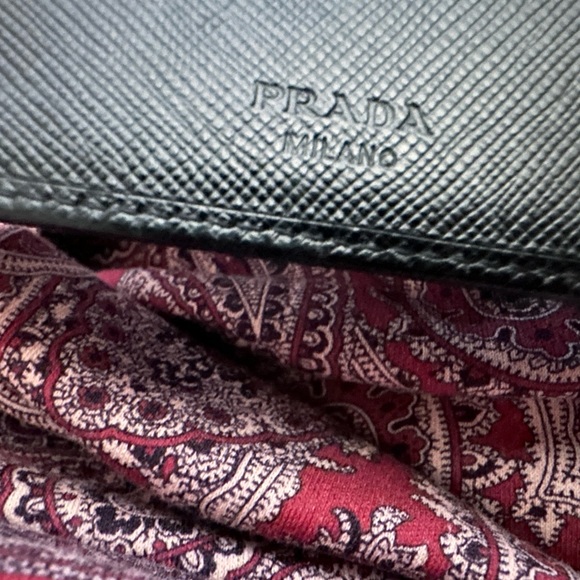 Authentic Prada Saffiano Leather Bifold Wallet. - Picture 16 of 16